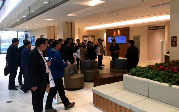 Q1病房醫用鋼制門品牌