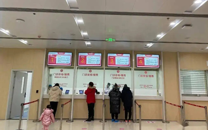 大家在選擇醫(yī)療門時，關(guān)鍵要考慮一下幾個方面